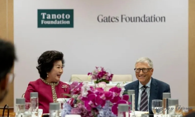比尔·盖茨，为什么选新加坡？