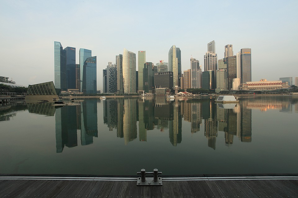 新加坡移民必看：新加坡的热门投资行业