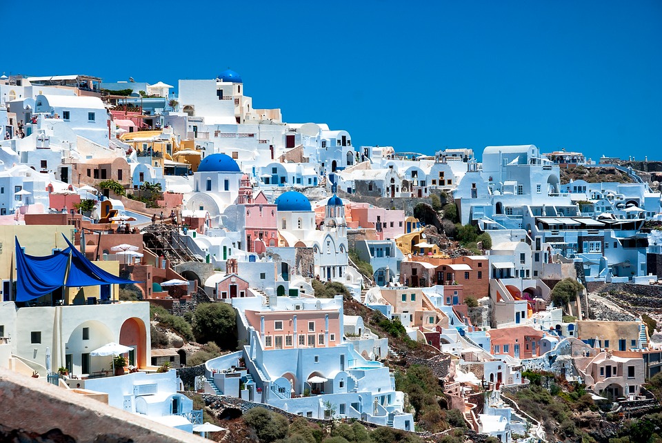 移民希腊,在这里通过8大福利详解来告知你性价比有多高?
